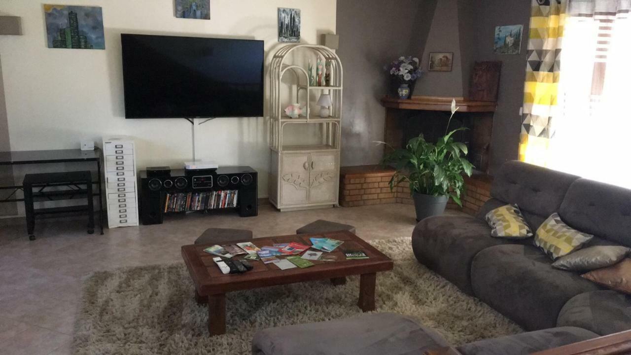 B&B Macchia Verdata Avec Piscine Monacia d'Aullene Bagian luar foto