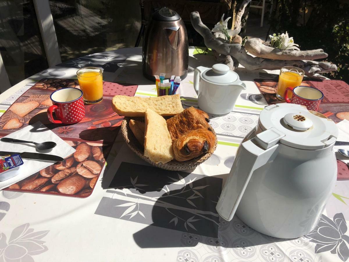 B&B Macchia Verdata Avec Piscine Monacia d'Aullene Bagian luar foto